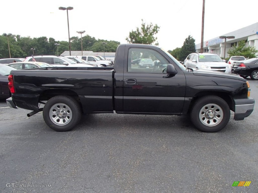 2005 Silverado 1500 Regular Cab - Black / Dark Charcoal photo #7