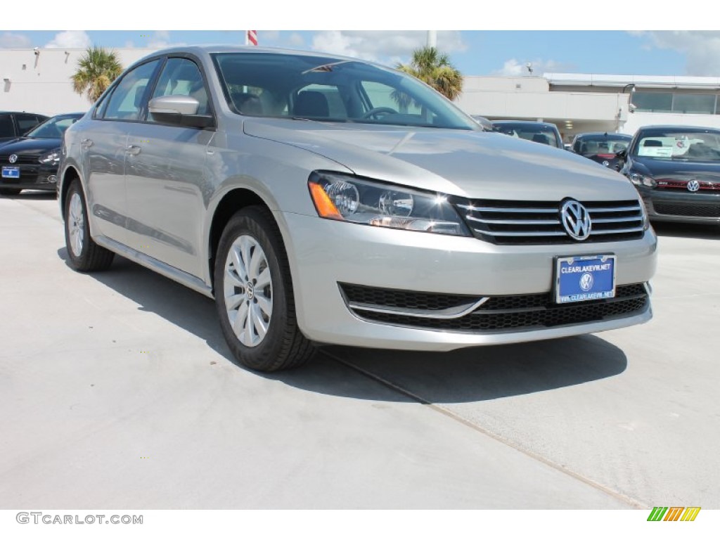 2013 Passat 2.5L S - Tungsten Silver Metallic / Titan Black photo #1