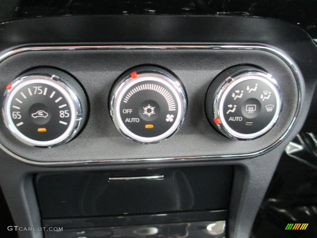 2014 Mitsubishi Lancer GT Controls Photo #83279346