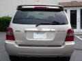 Sonora Gold Pearl - Highlander  Photo No. 14