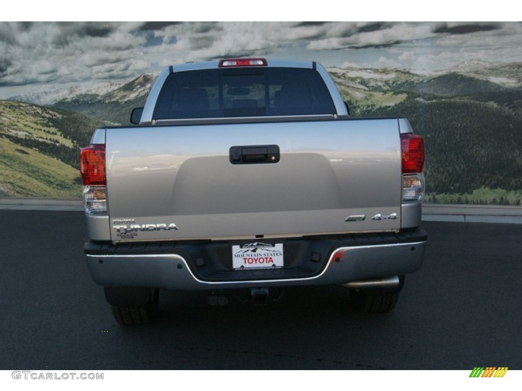 2013 Tundra SR5 TRD Double Cab 4x4 - Silver Sky Metallic / Graphite photo #4