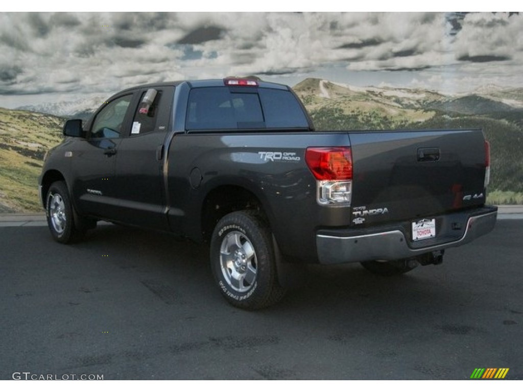 2013 Tundra Double Cab 4x4 - Magnetic Gray Metallic / Graphite photo #2