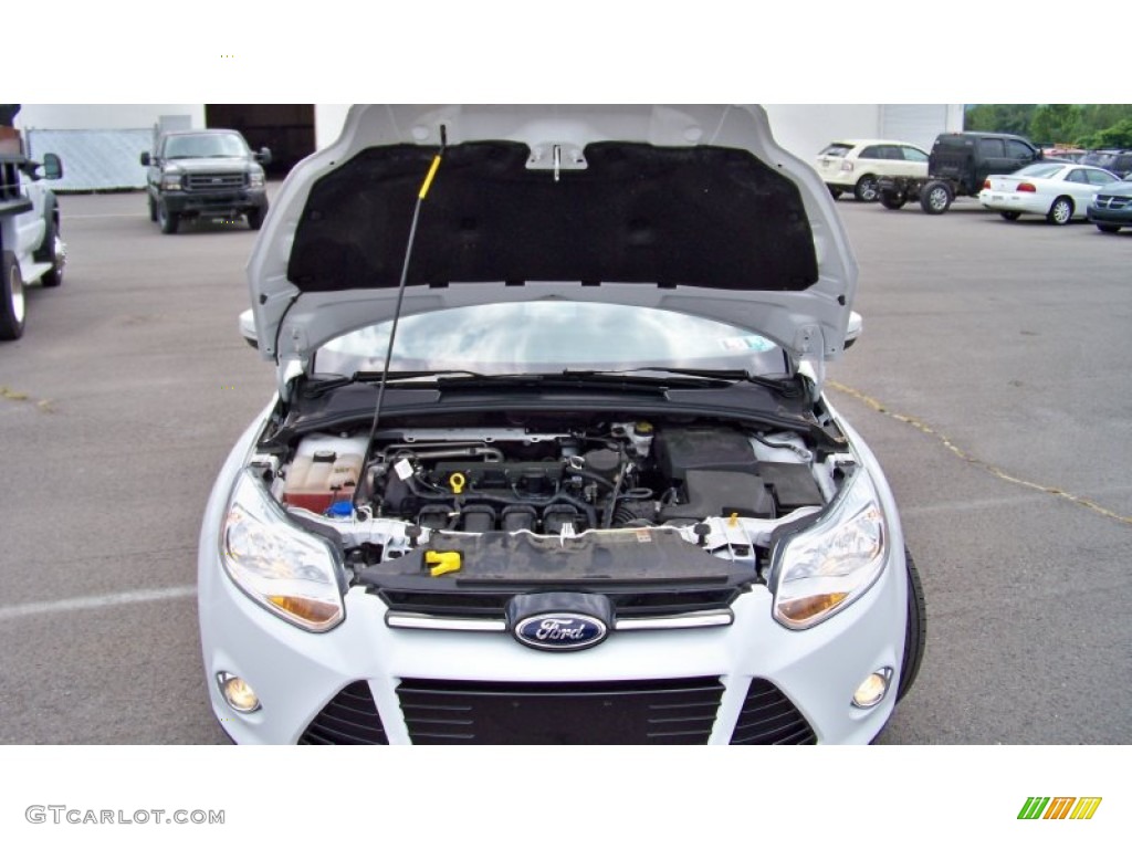 2012 Ford Focus SEL Sedan Engine Photos