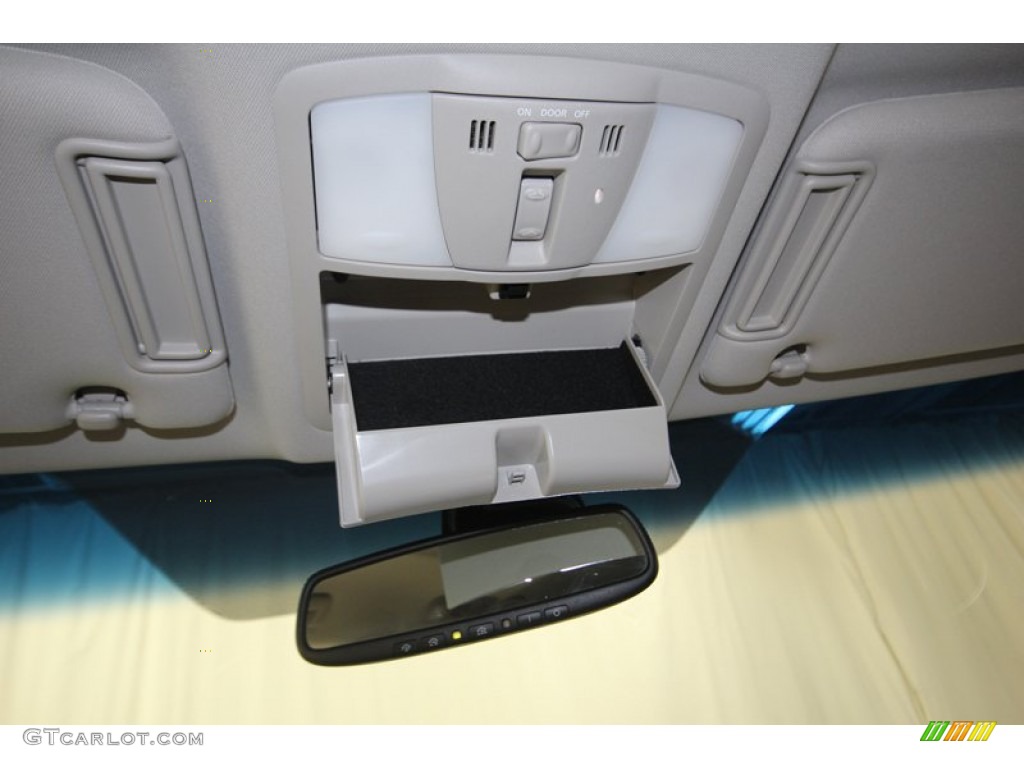 2012 Infiniti QX 56 Controls Photo #83286665