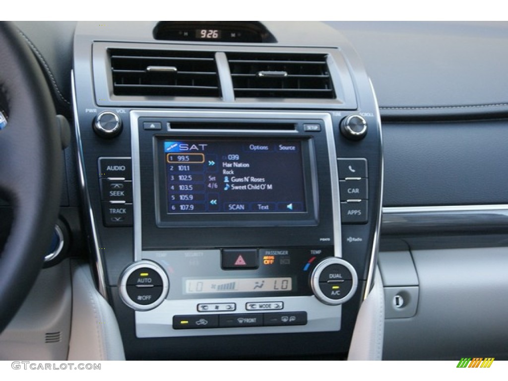 2013 Camry Hybrid XLE - Cosmic Gray Metallic / Light Gray photo #6