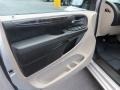 Bright Silver Metallic - Grand Caravan Crew Photo No. 10