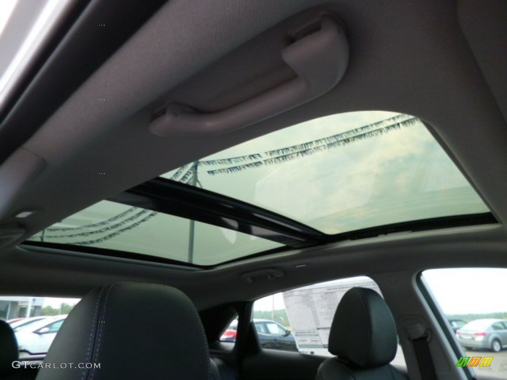 2013 Elantra GT - Silver / Black photo #11