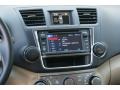 2013 Blizzard White Pearl Toyota Highlander V6 4WD  photo #6