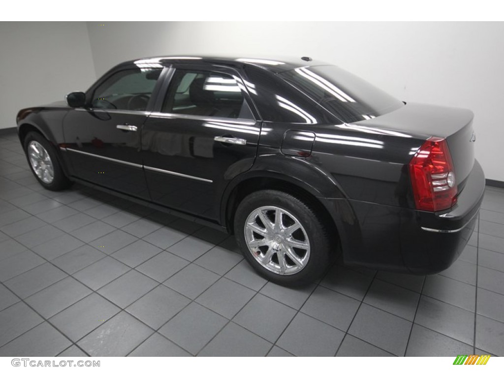 Brilliant Black Crystal Pearl 2010 Chrysler 300 Touring Exterior Photo #83288460