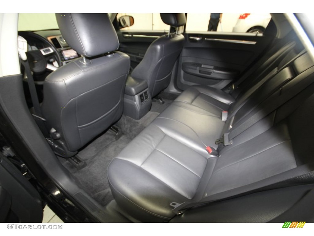 Dark Slate Gray Interior 2010 Chrysler 300 Touring Photo #83288952