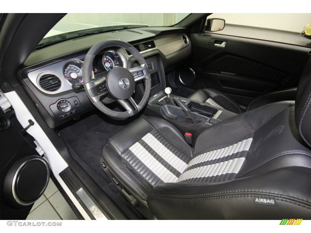Charcoal Black/White Interior 2010 Ford Mustang Shelby GT500 Coupe Photo #83289729