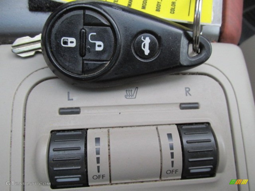 2006 Outback 2.5i Limited Wagon - Champagne Gold Opalescent / Taupe photo #14