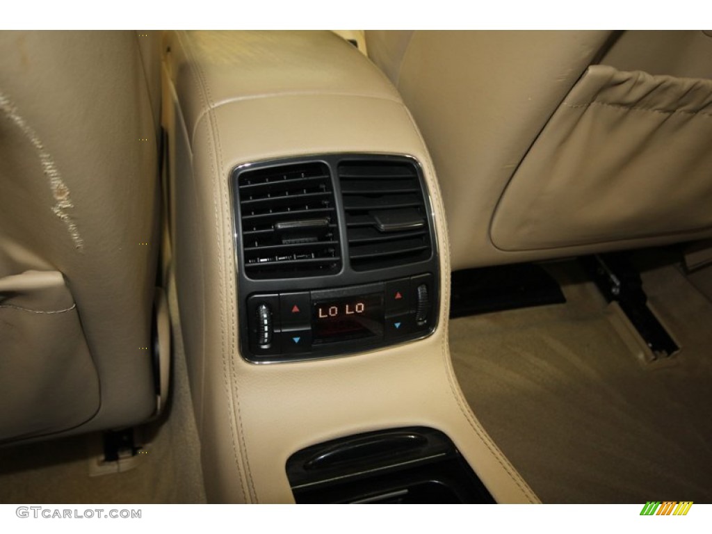 2008 CLS 63 AMG - Arctic White / Cashmere Beige photo #32
