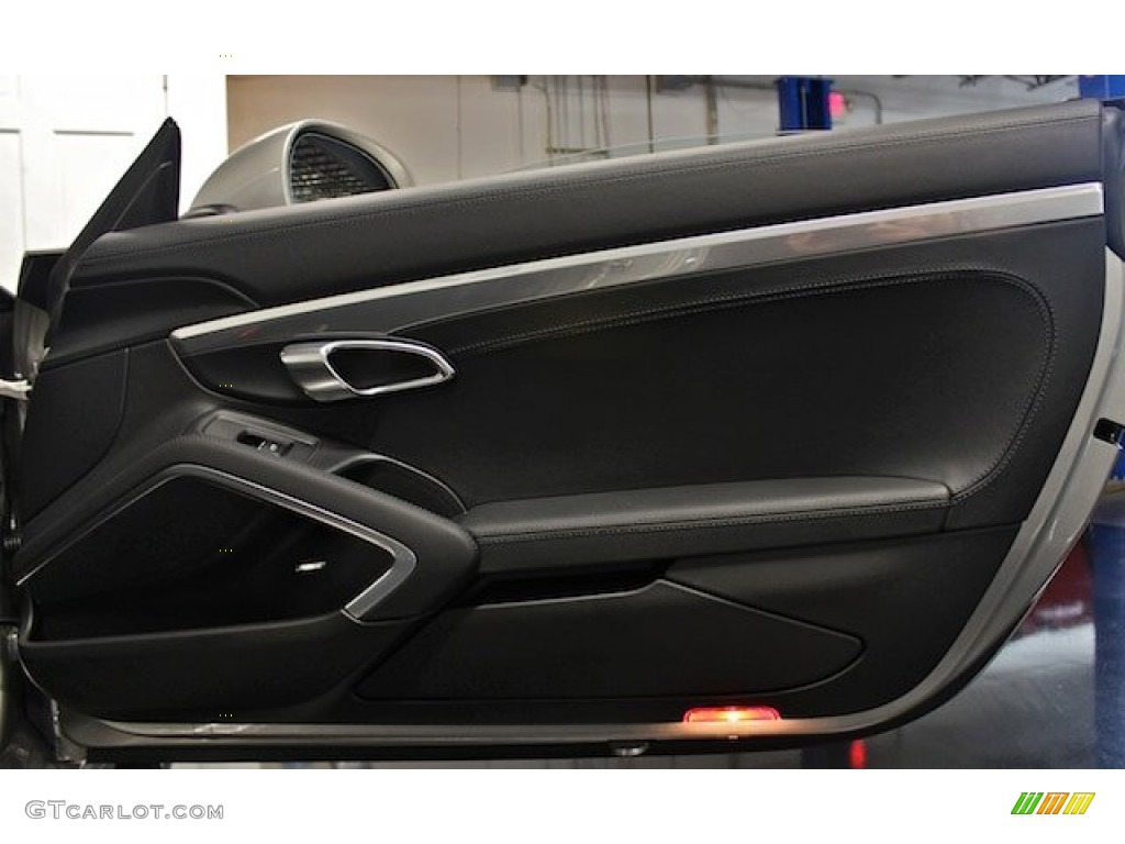 2012 Porsche New 911 Carrera S Cabriolet Door Panel Photos