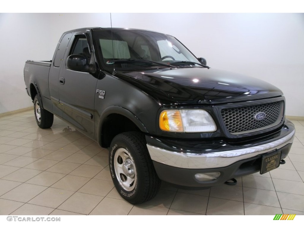 2002 F150 XLT SuperCab 4x4 - Black / Dark Graphite photo #1