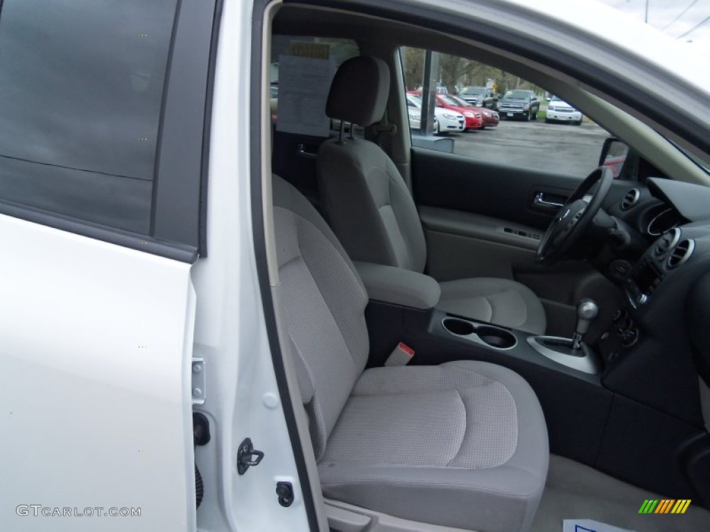 2011 Rogue S AWD - Pearl White / Gray photo #12