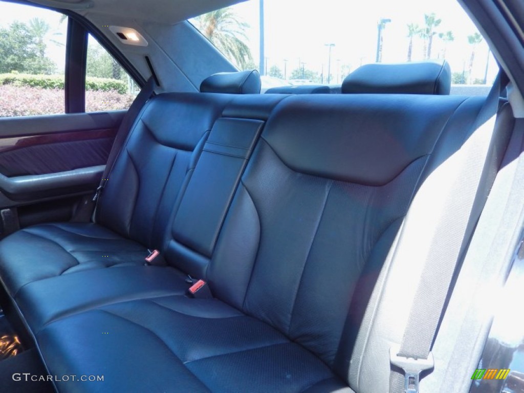 1998 Mercedes-Benz S 420 Sedan Rear Seat Photo #83295951