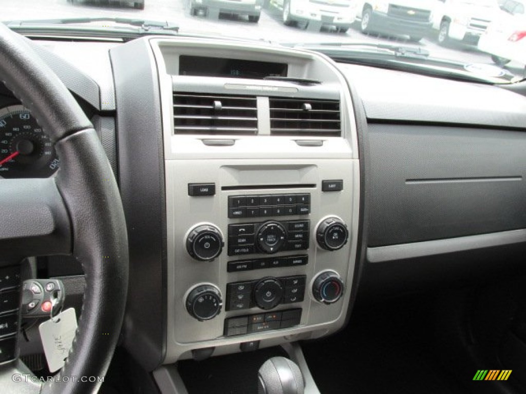 2010 Escape XLT V6 4WD - Steel Blue Metallic / Charcoal Black photo #17