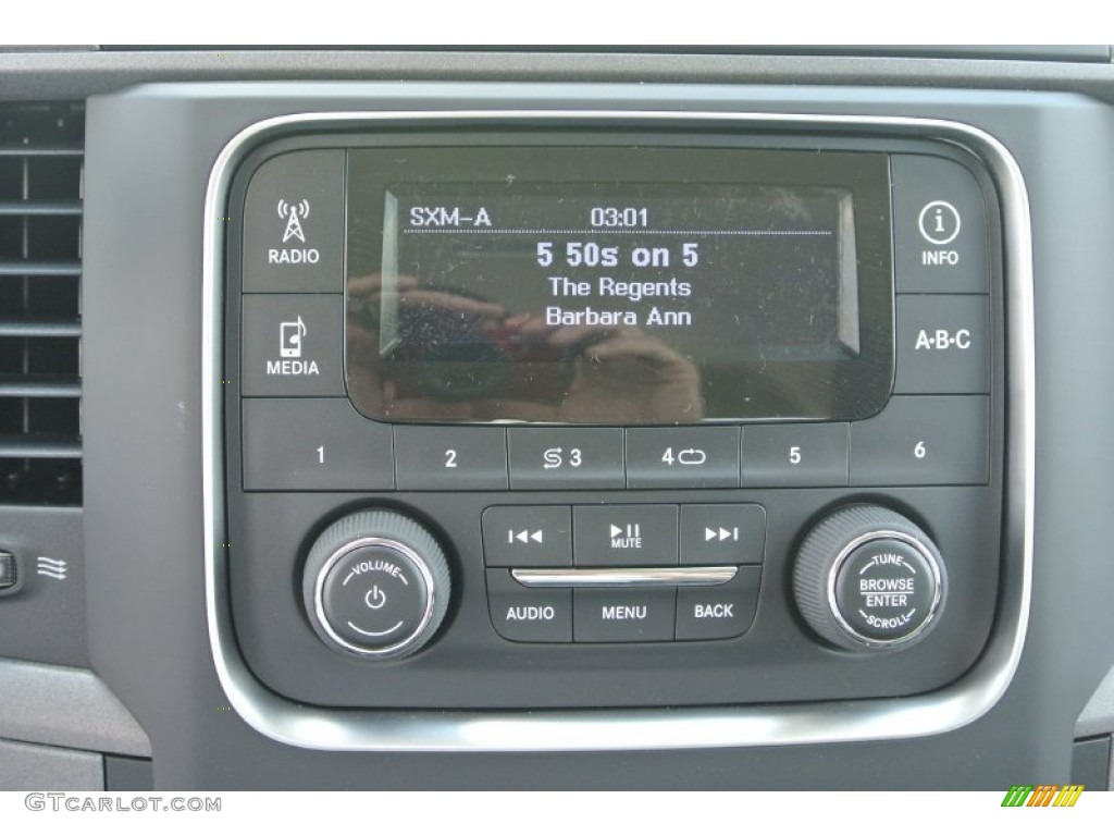 2013 Ram 3500 Tradesman Crew Cab 4x4 Dually Audio System Photo #83298987
