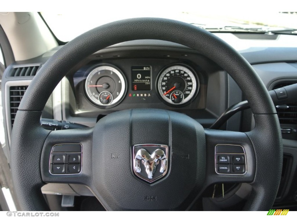 2013 Ram 3500 Tradesman Crew Cab 4x4 Dually Black/Diesel Gray Steering Wheel Photo #83299005