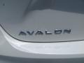 Blizzard White Pearl - Avalon Limited Photo No. 13