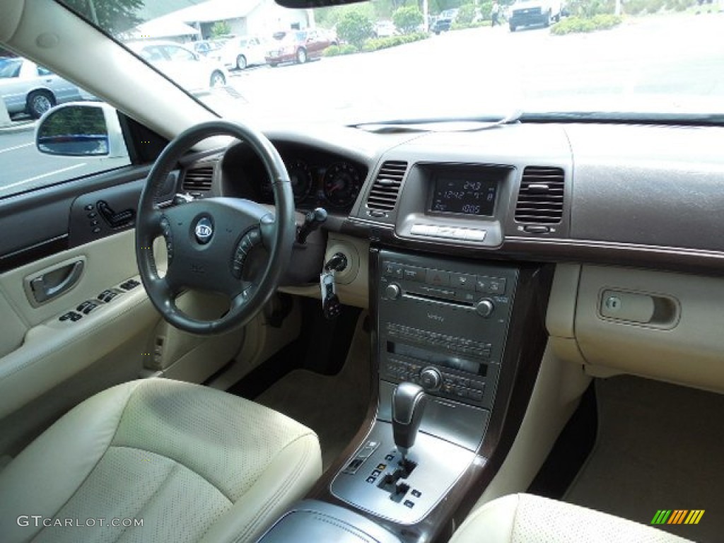 2008 Amanti  - Pearl White / Beige photo #11