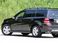 Black - GL 450 4Matic Photo No. 35