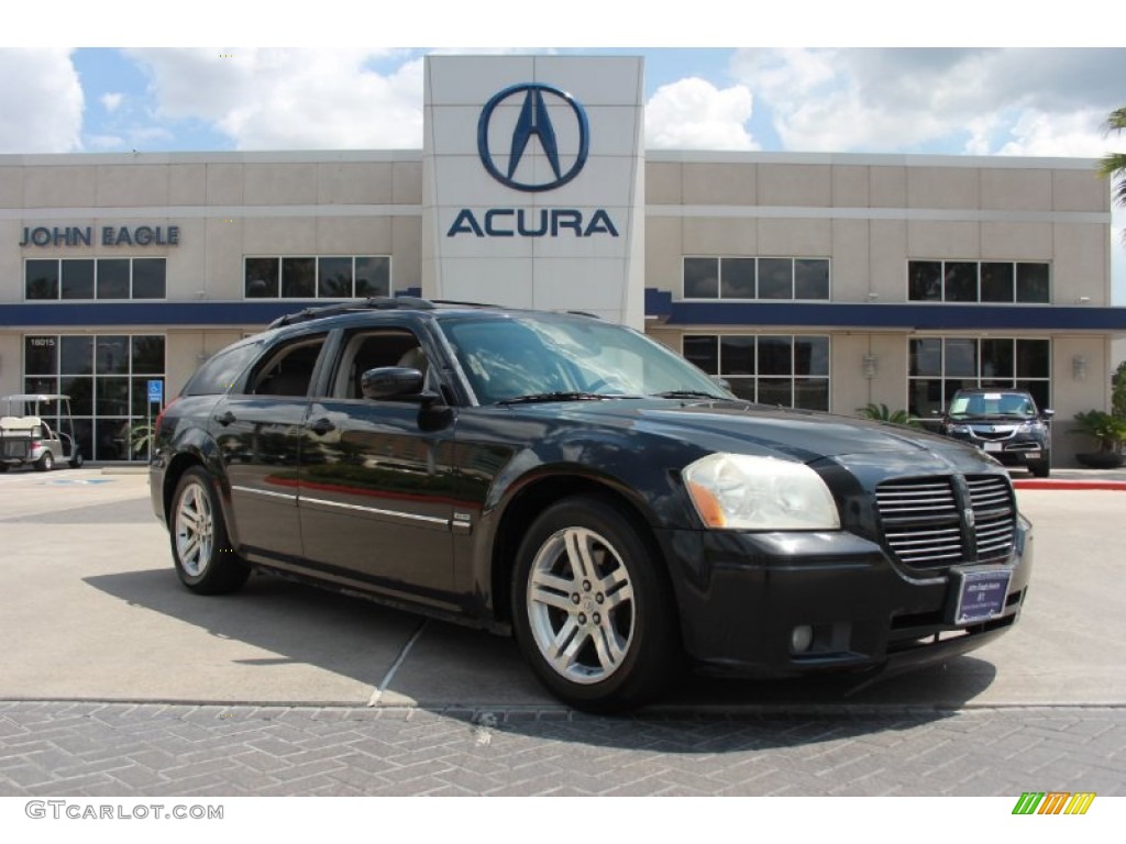 2005 Magnum R/T - Brilliant Black Crystal Pearl / Dark Slate Gray/Medium Slate Gray photo #1