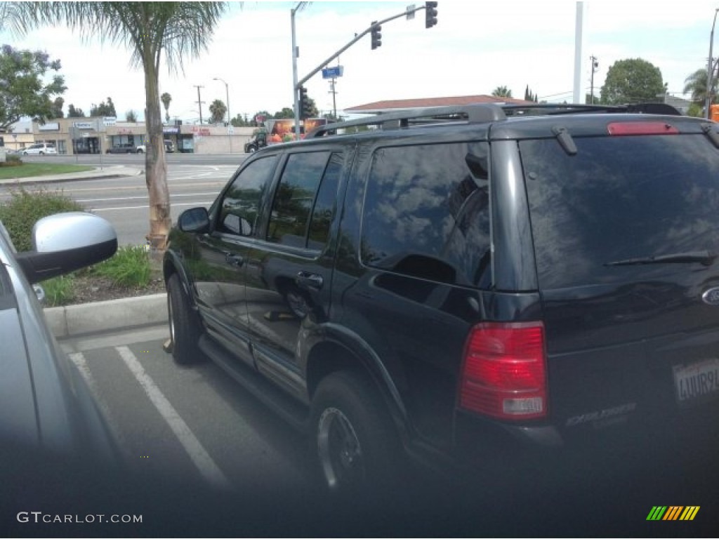 2002 Explorer Limited - Black Clearcoat / Graphite photo #3