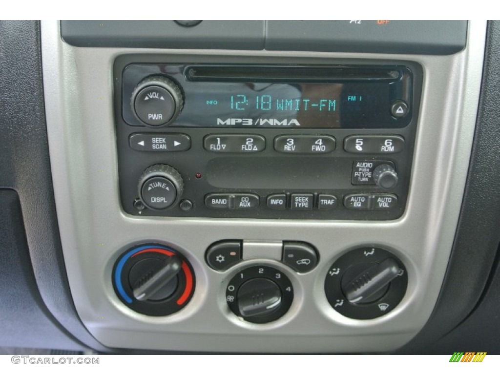2009 Chevrolet Colorado Extended Cab Controls Photos
