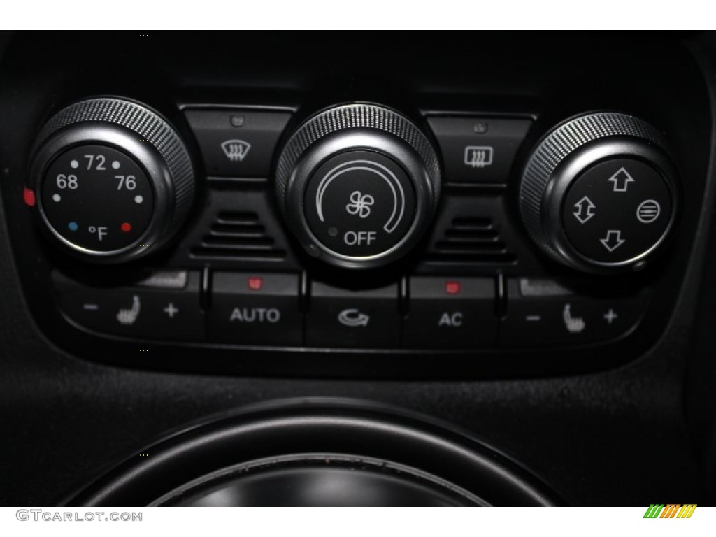 2011 Audi R8 5.2 FSI quattro Controls Photo #83310204