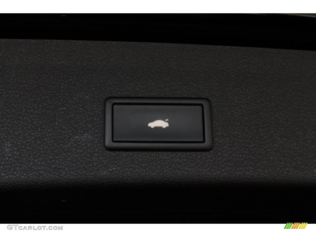 2009 Q5 3.2 Premium quattro - Brilliant Black / Black photo #30