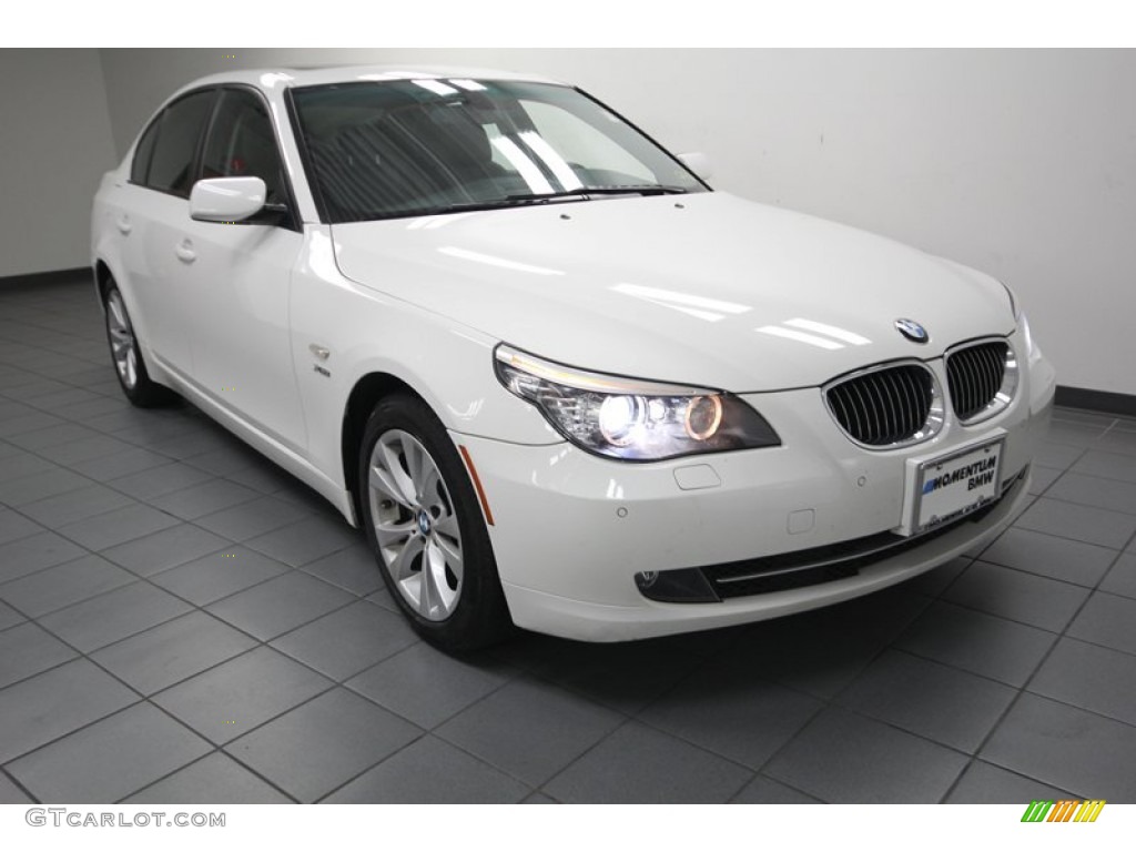 2009 5 Series 535xi Sedan - Alpine White / Black photo #1