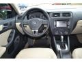 Black - Jetta SE Sedan Photo No. 15