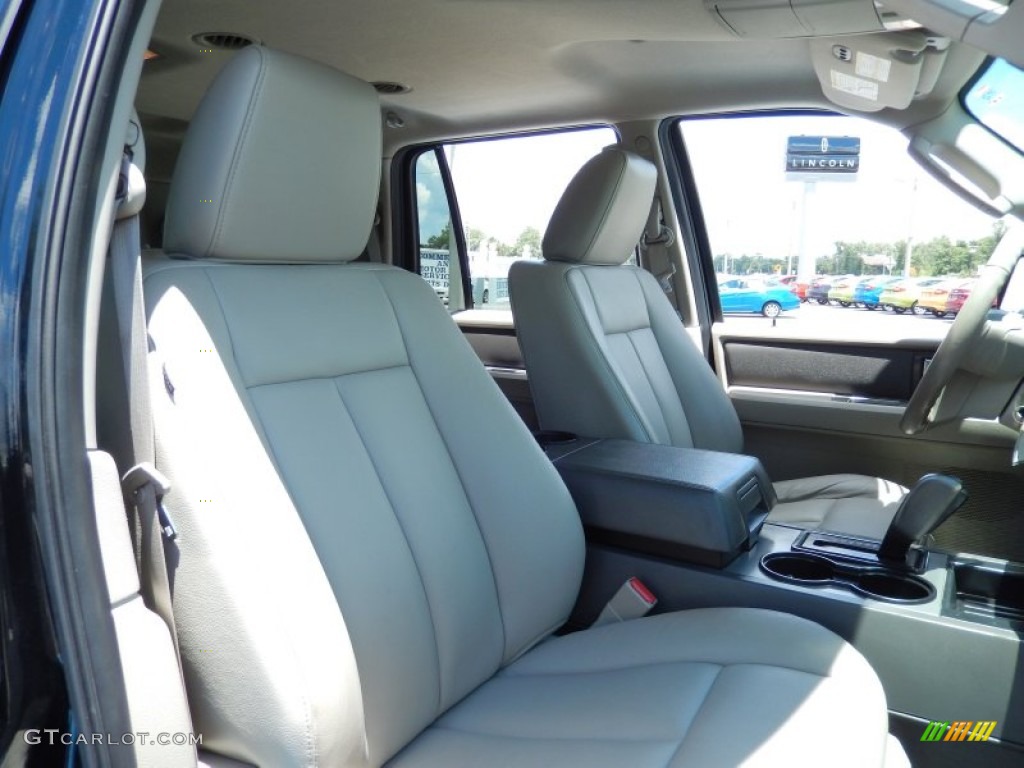 2009 Expedition XLT - Black / Stone photo #19