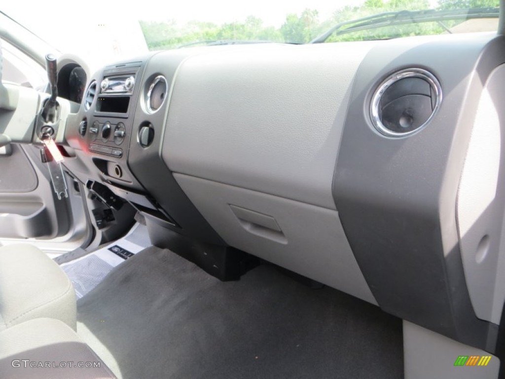 2006 F150 XLT SuperCrew 4x4 - Silver Metallic / Medium/Dark Flint photo #25