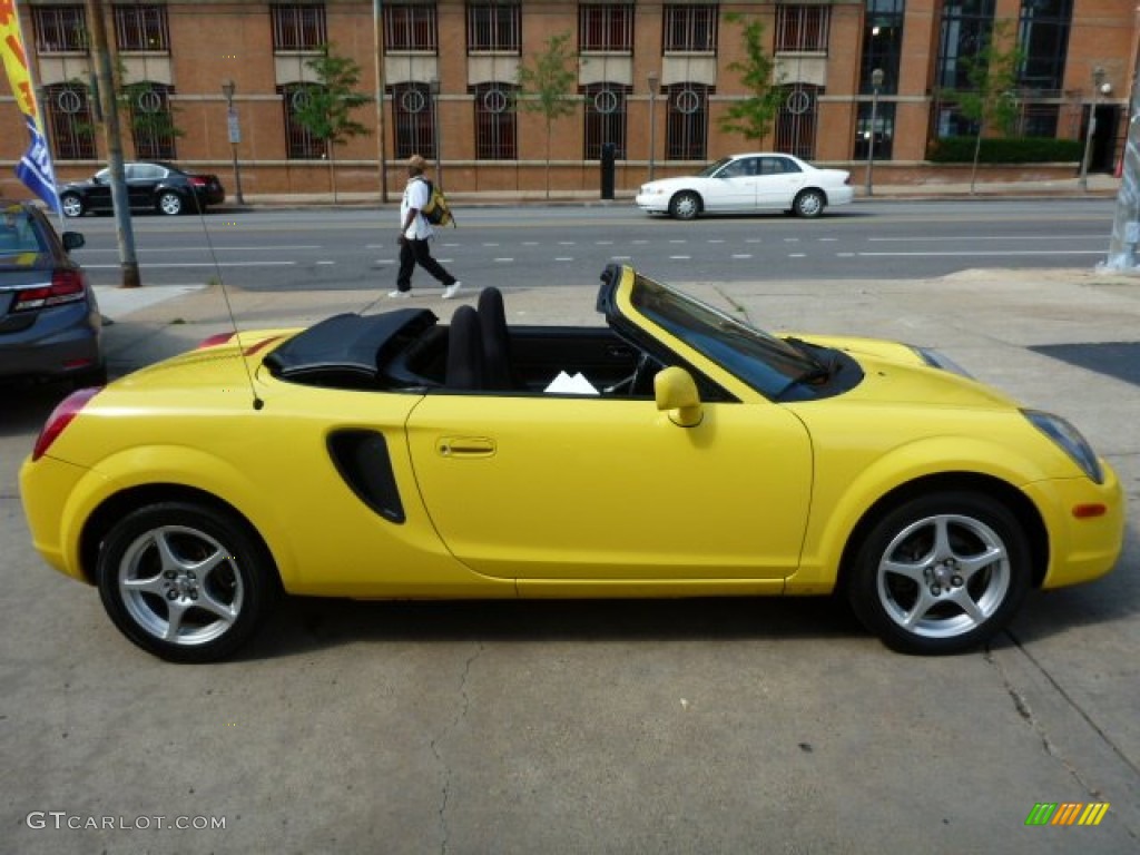 2002 MR2 Spyder Roadster - Solar Yellow / Black photo #17
