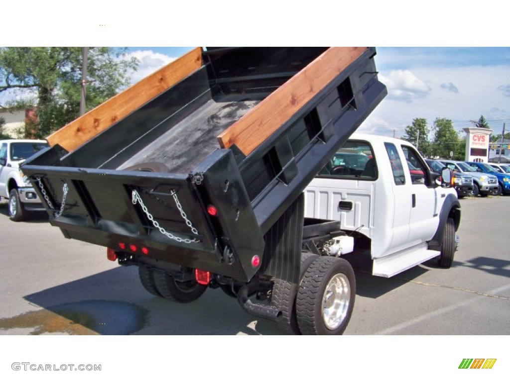 Oxford White 2006 Ford F550 Super Duty XL SuperCab Chassis 4x4 Dump Truck Exterior Photo #83322361