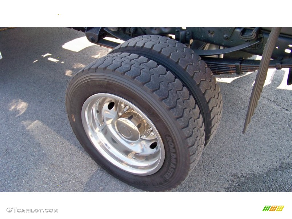 2006 Ford F550 Super Duty XL SuperCab Chassis 4x4 Dump Truck Wheel Photo #83322443
