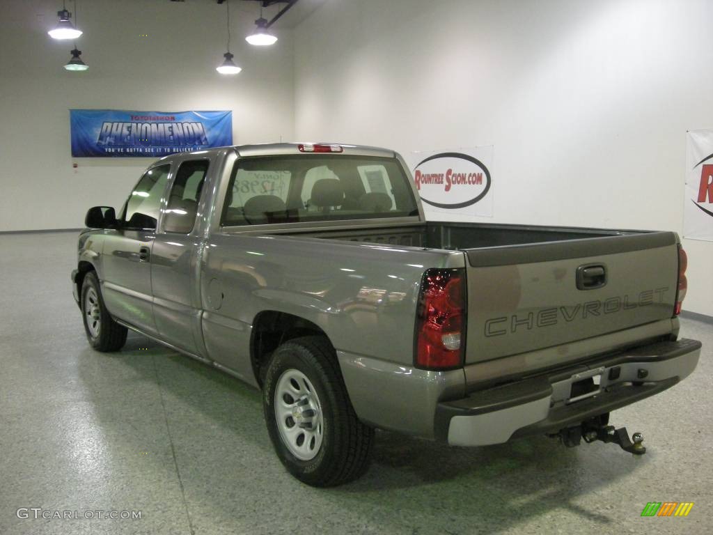 2006 Silverado 1500 Work Truck Extended Cab - Graystone Metallic / Dark Charcoal photo #3