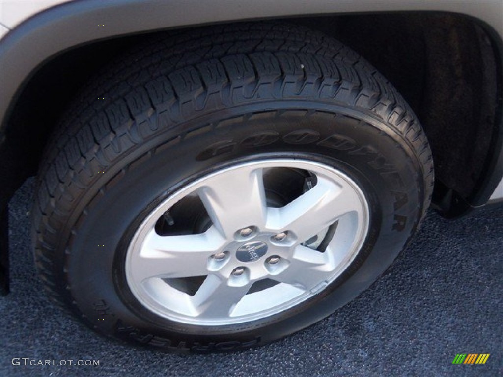 2013 Grand Cherokee Laredo - Bright Silver Metallic / Dark Graystone/Medium Graystone photo #4