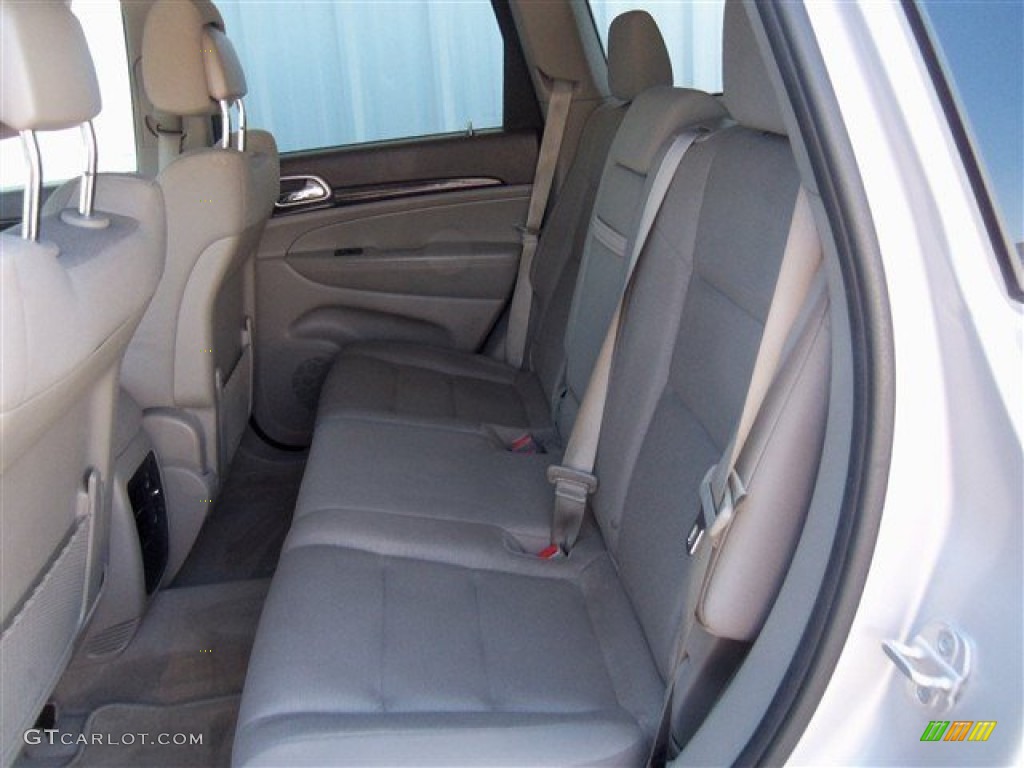 2013 Grand Cherokee Laredo - Bright Silver Metallic / Dark Graystone/Medium Graystone photo #14