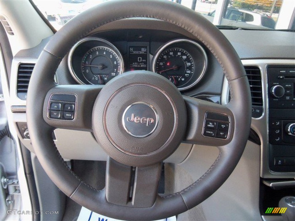 2013 Grand Cherokee Laredo - Bright Silver Metallic / Dark Graystone/Medium Graystone photo #18