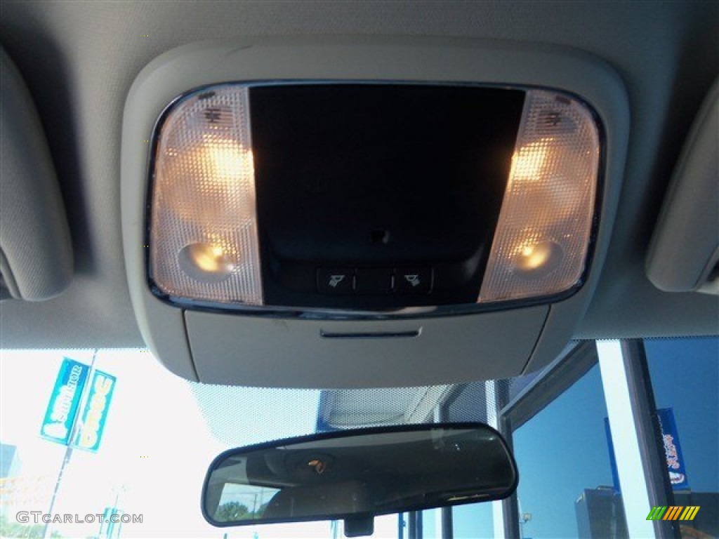 2013 Grand Cherokee Laredo - Bright Silver Metallic / Dark Graystone/Medium Graystone photo #24