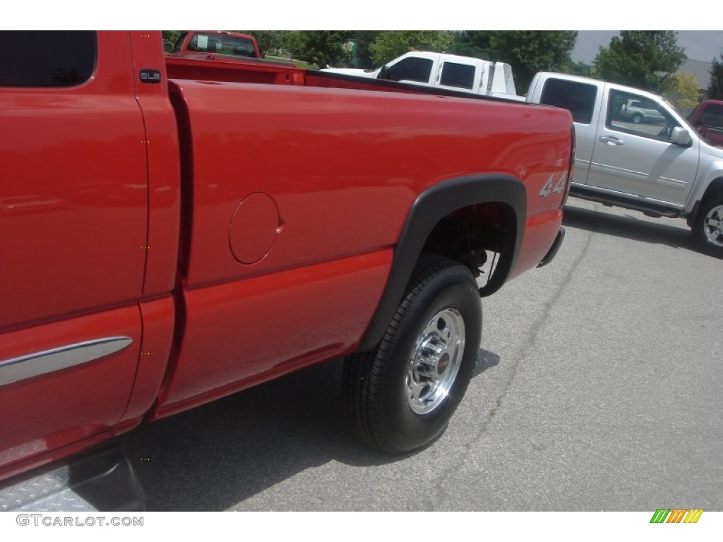 2005 Sierra 2500HD SLE Extended Cab 4x4 - Fire Red / Dark Pewter photo #68