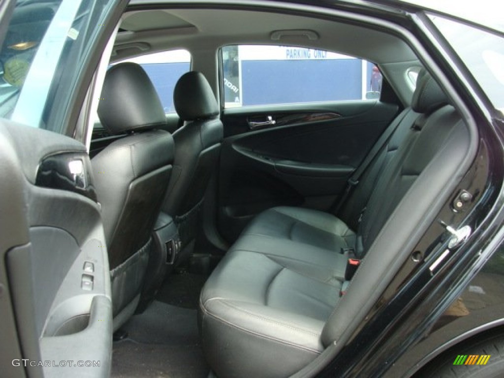 2011 Sonata Limited - Midnight Black / Black photo #21