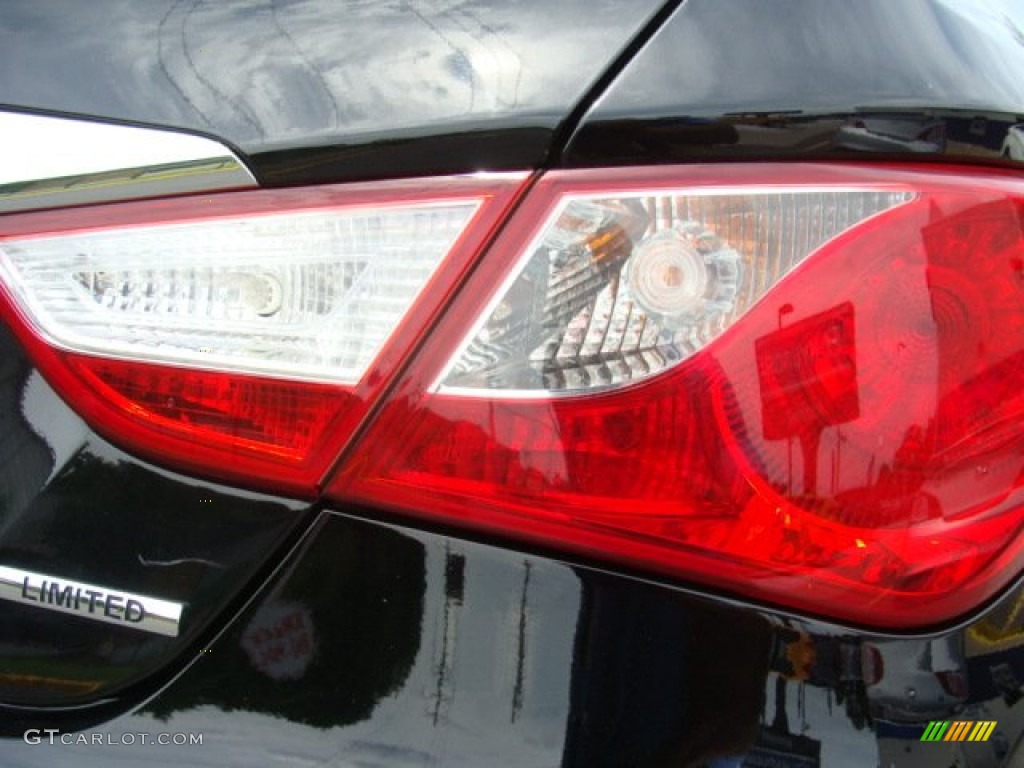 2011 Sonata Limited - Midnight Black / Black photo #23
