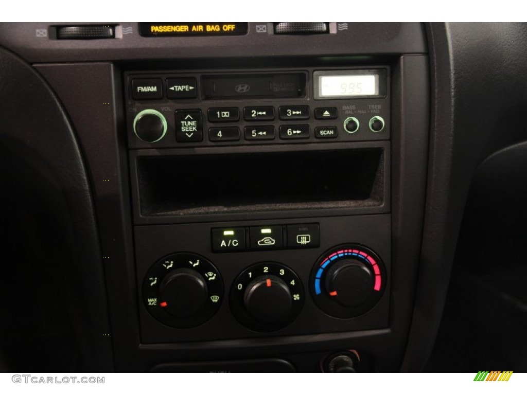 2004 Elantra GLS Sedan - Sterling Silver / Gray photo #8