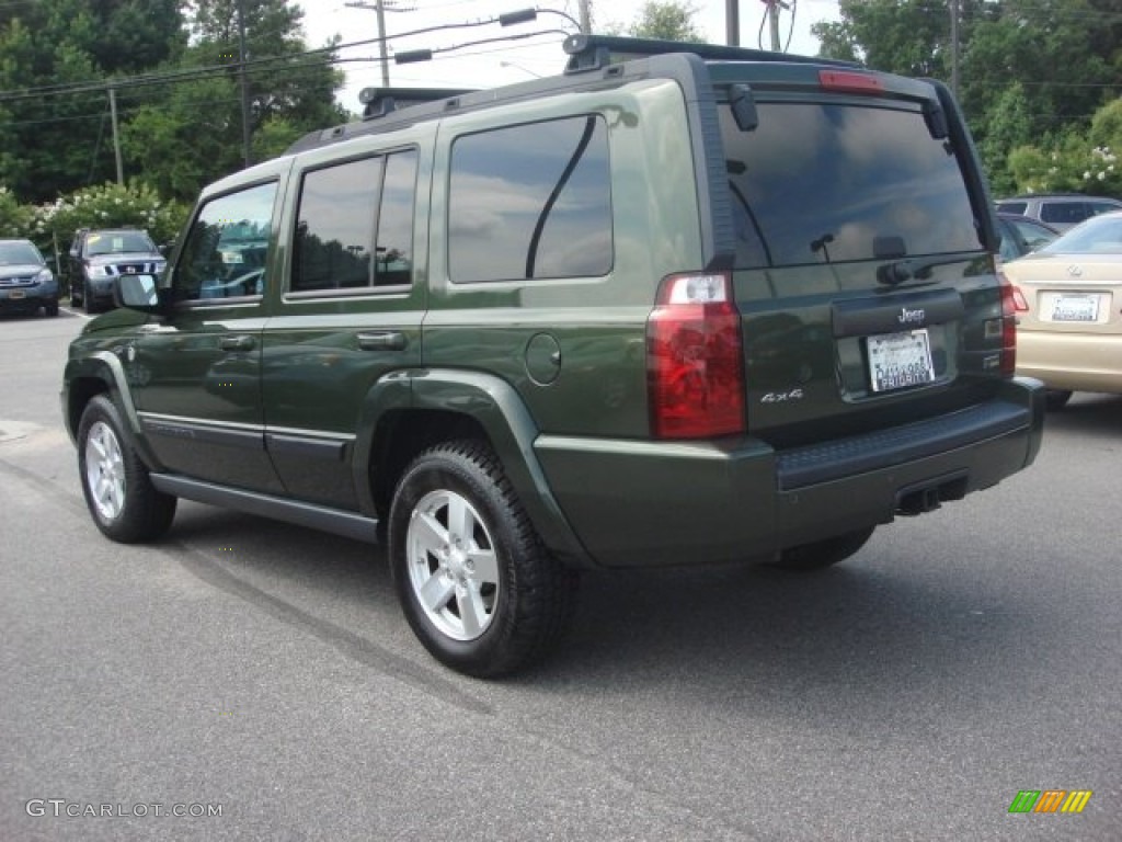 2007 Commander Sport 4x4 - Jeep Green Metallic / Medium Slate Gray photo #4