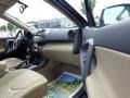 Black - RAV4 4WD Photo No. 11